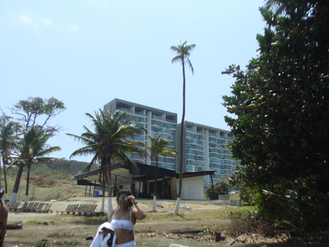 Apartamento En Balabeach Maria Chiquita In Front Of The Beach 2Hab Колон Екстер'єр фото